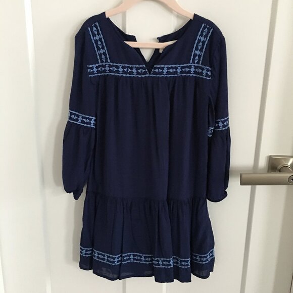 Vineyard Vines Girls Embroidered Dress - Picture 2 of 4